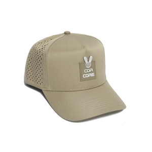 Casquette de golf imperméable à logo personnalisé découpé au laser, 5 panneaux, patch en PVC caoutchouc, haute qualité, performance extérieure, casquette de sport - Product Image 4