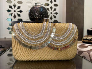 Porte-monnaie brodé de fleurs perlées pour femme, portefeuille chic, pour fête de soirée, mariage - Product Image 5