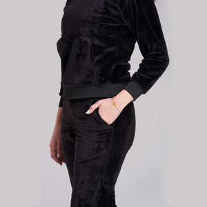 Survêtements de sport personnalisés pour femmes avec logo, couleur unie, manches longues, collection automne, dernier design, 100 % coton molletonné, séchage rapide - Product Image 4