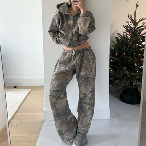 Ensemble sweat-shirt et hoodie unisexe surdimensionné - 100% coton respirant, longueur genou, streetwear - Product Image 1