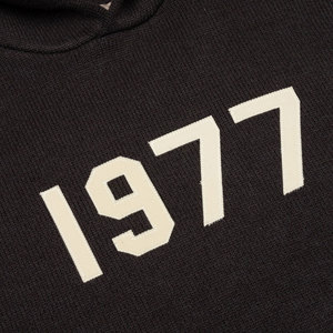 Sudadera con Capucha Negra para Hombre, Estampado 1977, Bolsillo, Corte Regular, Tejido de Punto, 50% Algodón, Cómoda, Informal, para Invierno - Product Image 6