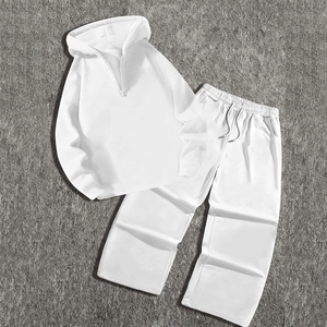 Conjunto de Chándal de Forro Polar Bordado Personalizado al por Mayor con Opciones de Bordado de Logotipo Personalizado para Hombres, Mujeres y Unisex - Product Image 1