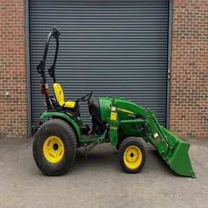 Compre un Mini Tractor John Deere 4WD con Cargadores, 90HP, Transmisión por Engranajes, Color Verde, Alta Productividad, para Uso en Jardines - Product Image 1