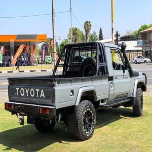 Toyota LandCruiser Pickup Diesel d'occasion, boîte automatique, sièges en cuir, caméra arrière, conduite à gauche, en stock, livraison rapide - Product Image 3