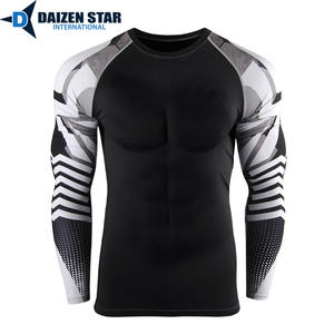 Camiseta de Protección Solar de Alto Rendimiento con Sublimación UPF50 |   Transpirable y de Secado Rápido |   Camiseta Deportiva Ajustada Resistente a la Decoloración - Product Image 2