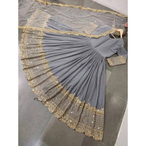 DISEÑADOR GEORGETTE BORDADO SECUENCIA BATA DE TRABAJO CON DUPATTA GRIS - Product Image 1