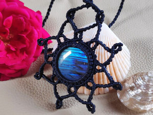 Collar de Labradorita Negra Hecho a Mano con Macramé, Piedra Brillante, Estilo Boho, Curativo, Espiritual, Colgante de Joyería - Product Image 2