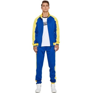 Survêtement Homme Rouge et Noir à Blocs de Couleurs, Style Sportif Entièrement Zippé avec Poches Latérales, Coupe Droite, Col Demi-Zip, Idéal Automne - Product Image 3