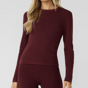Camiseta Deportiva Ligera de Manga Larga para Mujer, Ajustada al Cuerpo, con Diseño Sólido y Absorción de Humedad, Ideal para Yoga - Product Image 1