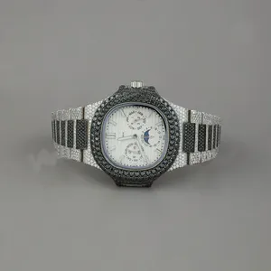 Montre de luxe fonctionnelle pour homme, blanche et noire, avec diamants et moissanite, cadran entièrement pavé, design de créateur - Product Image 3