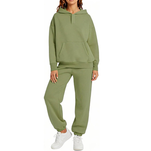 Ensemble décontracté pour femmes, sweat-shirt à capuche et pantalon de survêtement à jambes larges - Product Image 1