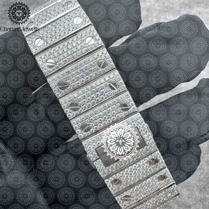 Montre de luxe pour femme en acier inoxydable Charm Jewells, boîtier tonneau, lunette sertie de diamants, mouvement à quartz analogique, fermoir pliant - Product Image 2