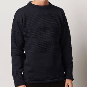 Pull pour homme de haute qualité, design confortable et tendance, tissu durable, toucher doux, idéal pour un usage quotidien en hiver. - Product Image 4