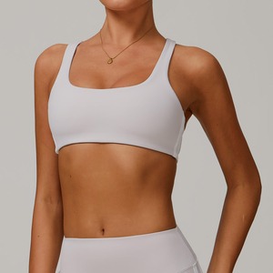 Soutien-gorge de sport pour femme de qualité supérieure, logo personnalisé, respirant, léger et en une seule pièce - Product Image 2