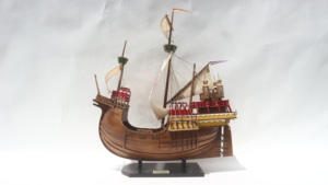 เรือใบไม้ทำมือ DURMSTRANG แบบจำลองโบราณสั่งทำพิเศษ ของสะสมธีมมหาสมุทร ของตกแต่งตั้งโต๊ะ Gia Nhien - Product Image 2