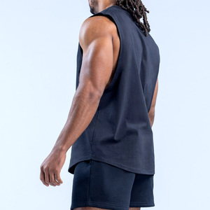 เสื้อกล้ามออกกำลังกายผู้ชายทรงเข้ารูป ผ้าถักผสมสแปนเด็กซ์/คอตตอน แห้งเร็ว ปักลายด้านหน้า - Product Image 4