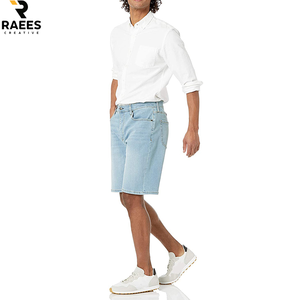 Shorts en jean vintage délavés pour hommes avec strass en forme de croix, coupe ample, style gothique streetwear, vente en gros - Product Image 1