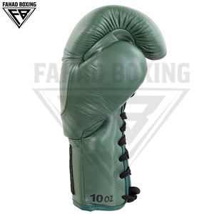 Fabriqué au Pakistan, se vend bien, avec logo personnalisé imprimé, créez votre propre design unique, gants de boxe en cuir de vachette véritable sur mesure. - Product Image 5