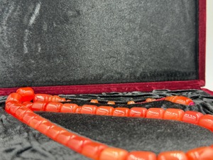 Tasbih de prière musulman en résine écologique haut de gamme, fait main, moderne et luxueux, avec compteur en pierre - Product Image 3