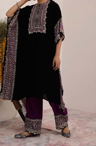 Kaftán Bordado de Dubái, Hermoso y Moderno, para Mujer, Trabajo Hecho a Mano, Color Negro, Ropa Islámica Tradicional y Accesorios de Diseño, 2026 - Product Image 6