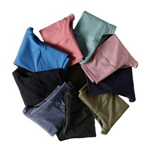 ผลิตเลกกิ้งออกกำลังกาย เลกกิ้งโยคะ เนื้อผ้านุ่ม เอวสูง แบบ OEM ตามสั่ง - Product Image 1