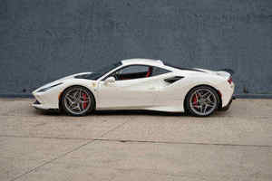 Ferrari F8 Tributo Cabriolet Sportive de Luxe Exotique 2026 - Product Image 4