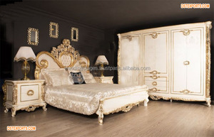 Royal Gold เตียงขนาดคิงไซส์ขัดเงาและโต๊ะข้างเตียงแกะสลักสีทองหรูหราเฟอร์นิเจอร์ห้องนอนรอยัลเตียงแกะสลักธรรมชาติและโต๊ะข้างเตียง - Product Image 3