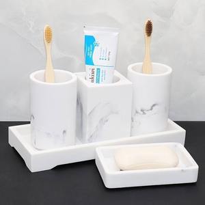 Juego de Accesorios de Baño de Lujo de 6 Piezas, Organizador de Baño Moderno de Resina, Dispensador de Jabón, Portacepillos de Dientes, Bandeja - Product Image 6