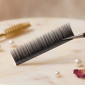 ขนตาปลอมแบบเส้นต่อเส้น Lashya รุ่น Stable Curl โค้งงอน B/C/CC/D ง่ายต่อการหยิบจับ วัสดุ PBT สำหรับต่อขนตาแบบคลาสสิก - Product Image 1