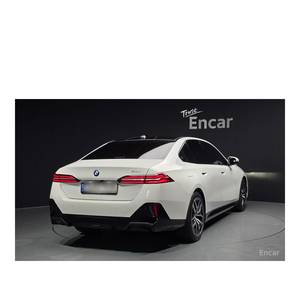 BMW Série 5 520i M Sport 2023, 14 057 km, boîte automatique, sièges en cuir, conduite à gauche, avec caméra de recul - Product Image 2