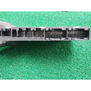 ECU และโมดูลคอมพิวเตอร์มือสองสำหรับรถยนต์ซีรีส์ 3 รุ่น 9371130 - Product Image 3