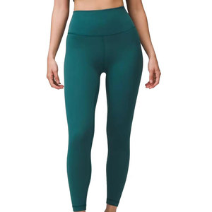 Leggings de course pour femmes, style tendance, taille élastique, vente en ligne, prix de gros raisonnable, fabriqués au Pakistan. - Product Image 1
