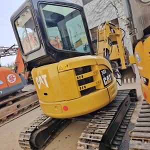 Potente Miniexcavadora Caterpillar con Sistema Hidráulico Receptivo, Tren de Rodaje Duradero y Excelente Productividad - Product Image 6
