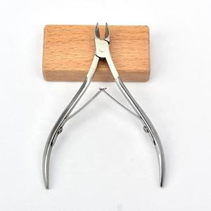 Classical High Quality Curved Stainless Steel Sharp Ergonomic Cuticle Nipper Manicure Nail Care Salon Pedicure Art Nail Plier - Product Image 1