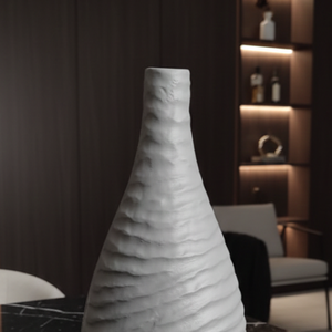 Florero de Metal Blanco Mate Texturizado de Lujo, Elegante Diseño Ondulado Hecho a Mano, Centro de Mesa Moderno para Decoración del Hogar, Unidad Individual - Product Image 6