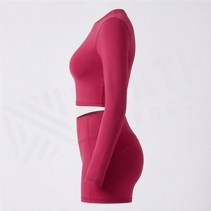 Conjunto Deportivo de 2 Piezas para Mujer, Top Corto de Manga Larga, Pantalones Cortos de Cintura Alta, Color Sólido, Tejido Transpirable, Ropa Deportiva por Encima de la Rodilla - Product Image 3