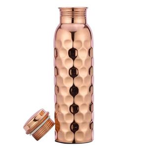 Bouteille d'eau réutilisable en cuivre de qualité supérieure, écologique, design tendance, portable, faite à la main, pour les voyages - Product Image 4