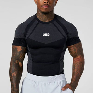 T-shirt de compression bleu à manches courtes pour homme, coupe ajustée, séchage rapide, col rond, en polyester tricoté, idéal pour l'entraînement sportif - Product Image 1