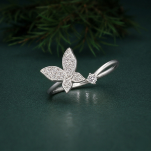 Anillo de Plata de Ley 925 con Mariposa y Diamantes Cultivados en Laboratorio, Joyería Fina para Mujer - Product Image 2