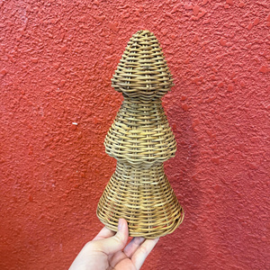 Árbol de Navidad de Mimbre Natural de Vietnam para Decoración Festiva del Hogar, Escritorios de Oficina, Estantes y Presentación de Regalos - Product Image 3