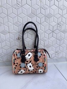 Bolso de Hombro de Cuero Genuino con Grabado a Mano Personalizado, Estilo Bohemio Gitano, Patrón Occidental, Elegante Bolso Bandolera para Mujer - Product Image 3