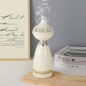 Ensemble élégant de brûleurs d'encens noir et blanc avec des détails argentés complexes et des dômes, un décor luxueux pour toute la maison - Product Image 2