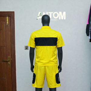 T-shirts imprimés personnalisés avec logo OEM, style streetwear, tendance, manches courtes, en coton, hauts actifs, ensembles courts pour hommes - Product Image 4