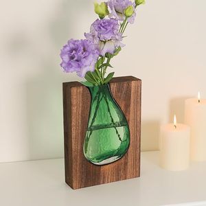 Vase à fleurs en verre vert Art Déco fait main, centre de table pour la décoration de la maison et des hôtels - Product Image 1