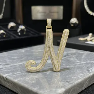Pendentif Lettre Alphabet Personnalisé Prix de Gros Plaqué Or 10K 14K avec Diamants Naturels VS-SI pour Mariage - Product Image 2