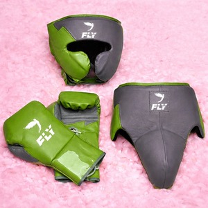Set de Boxeo Profesional Personalizado OEM FLY Gris Azul con Cierre de Cordones, Agarres de Cuero Genuino y Absorción de Humedad - Product Image 4