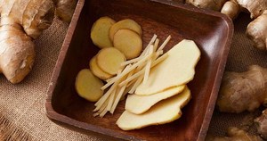 Vente Chaude : Gingembre Frais Bio en Gros de Qualité Supérieure à Prix Imbattable – Légume Frais en Vrac - Product Image 2