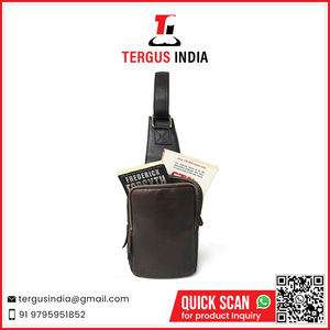 Sac de poitrine en cuir pleine fleur avec plusieurs compartiments pour les voyages, le travail et les activités de plein air - Product Image 2