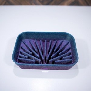 Porte-savon moderne en acier inoxydable, plateau de salle de bain décoratif en métal avec support surélevé - Product Image 6