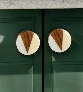 Perilla Circular de Madera de Dos Tonos para Muebles, Ecológica y Apta para Horno, de MT Exports - Product Image 5